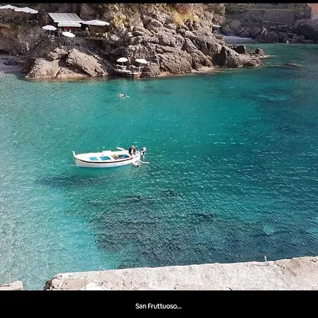 Sole Rosso - Panoramic Aquarium Walk Génova