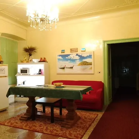 Sole Rosso Guest house *