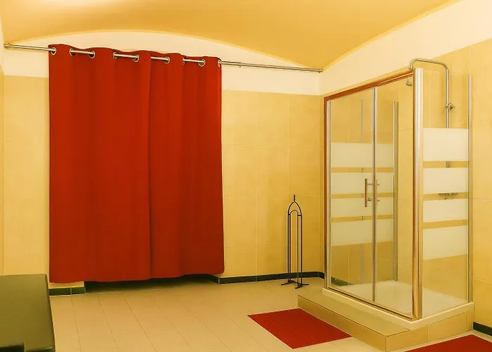 Sole Rosso - Panoramic Aquarium Walk Pensión Génova