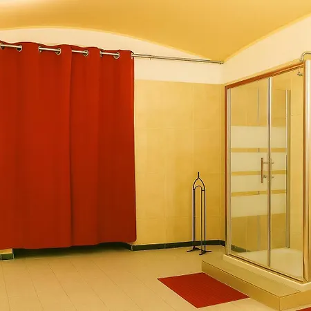 Sole Rosso Acquario Affittacamere Genova