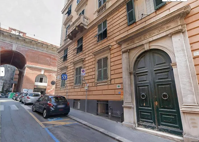 Sole Rosso Acquario Affittacamere Genova